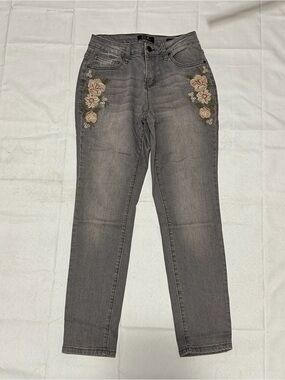 Earl Jeans Gray Skinny Jeans with Floral Embroidery
